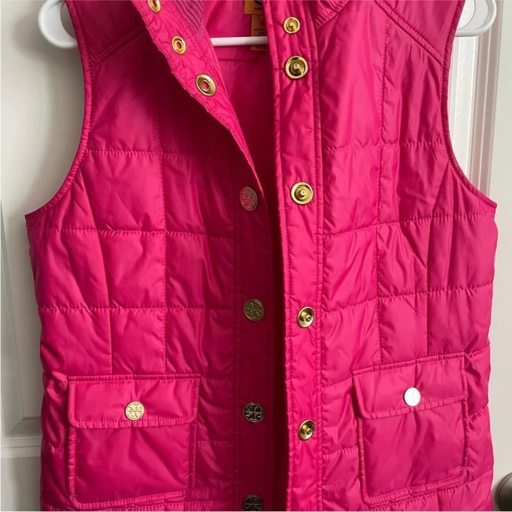 TORY BURCH Pink Quilted Puffer Sleeveless Jacket Vest  Gold LOGO Snap Buttons XL